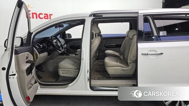 Kia The New Carnival id 3541558 из Кореи 20