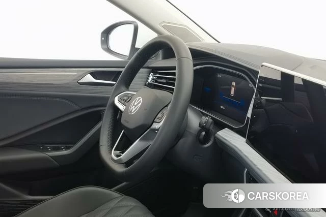 Volkswagen Sagitar id 4258500 из Китая 24