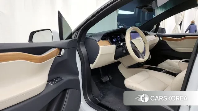 Tesla Model X id 3540671 из Кореи 20