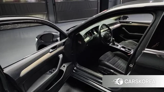 Volkswagen Passat GT (B8) id 3193675 из Кореи 20