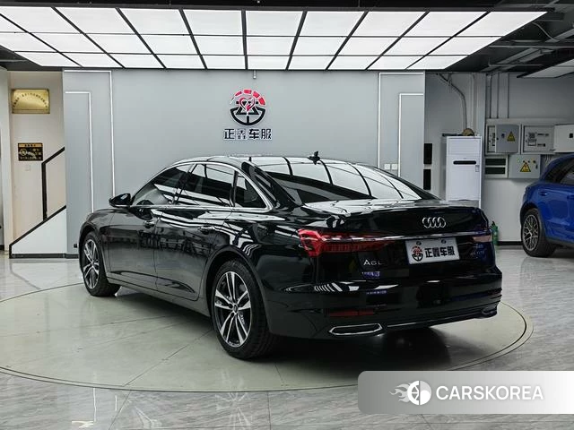 Audi A6L id 4259469 из Китая 16