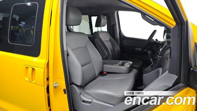 Hyundai The New Grand Starex id 2470673 из Кореи 20