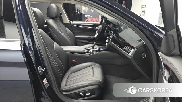 BMW 5 Series (G30) id 3966093 из Кореи 20