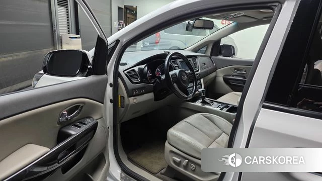 Kia All New Carnival id 4295107 из Кореи 20