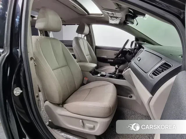 Kia The New Carnival id 2966596 из Кореи 20