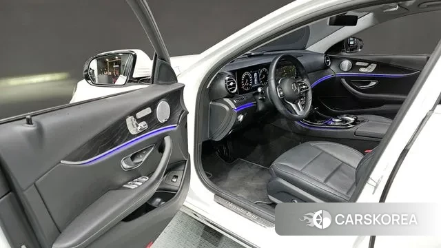 Mercedes-Benz E-Class W213 id 3547298 из Кореи 20