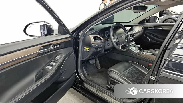 Genesis G90 id 4294464 из Кореи 38