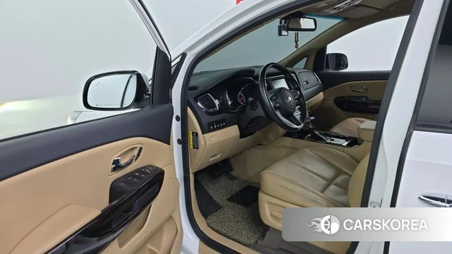 Kia The New Carnival id 3795990 из Кореи 20