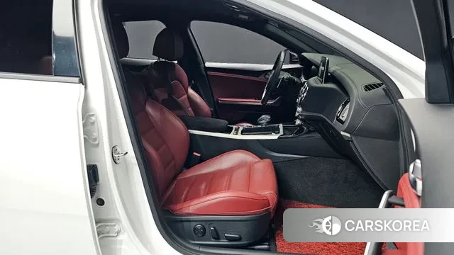 Kia Stinger id 3573468 из Кореи 20