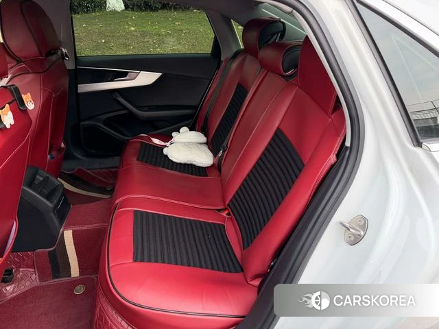 Audi A4L id 4265887 из Китая 13
