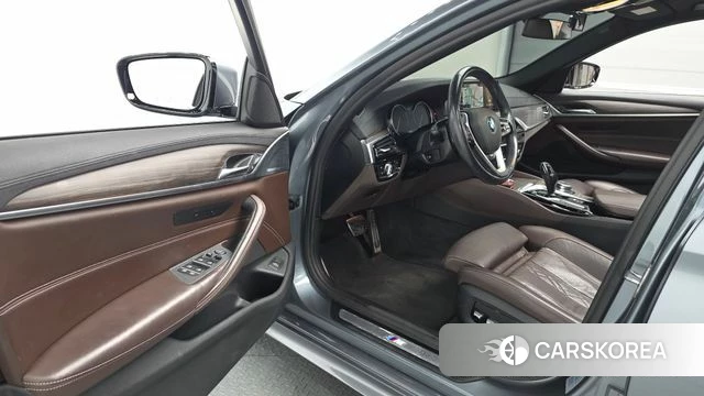 BMW 5 Series (G30) id 4907838 из Кореи 20