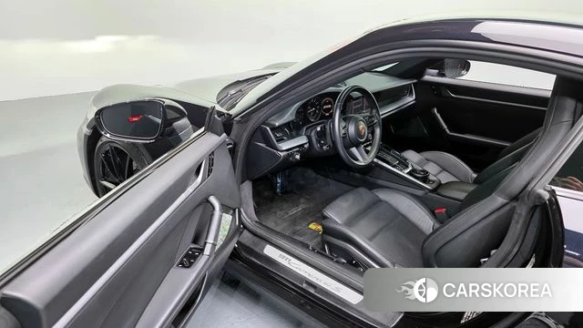 Porsche 911(992) id 4268509 из Кореи 35