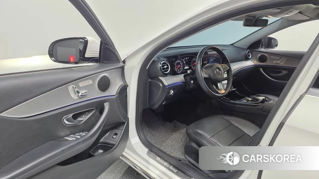 Mercedes-Benz E-Class W213 id 4747009 из Кореи 20