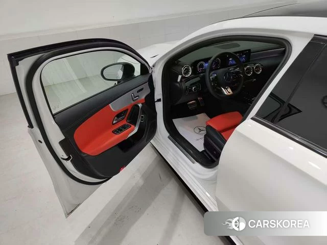 Mercedes-Benz Class A AMG id 4329215 из Китая 22