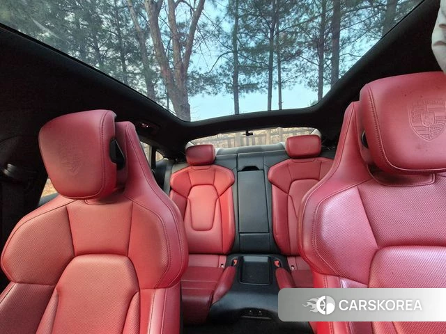 Porsche Taycan id 4410054 из Кореи 10