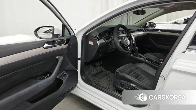 Volkswagen Passat GT (B8) id 3886248 из Кореи 20