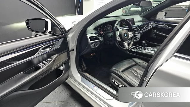 BMW 7 Series (G11) id 4429945 из Кореи 20