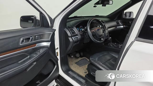 Ford Explorer id 4197233 из Кореи 33