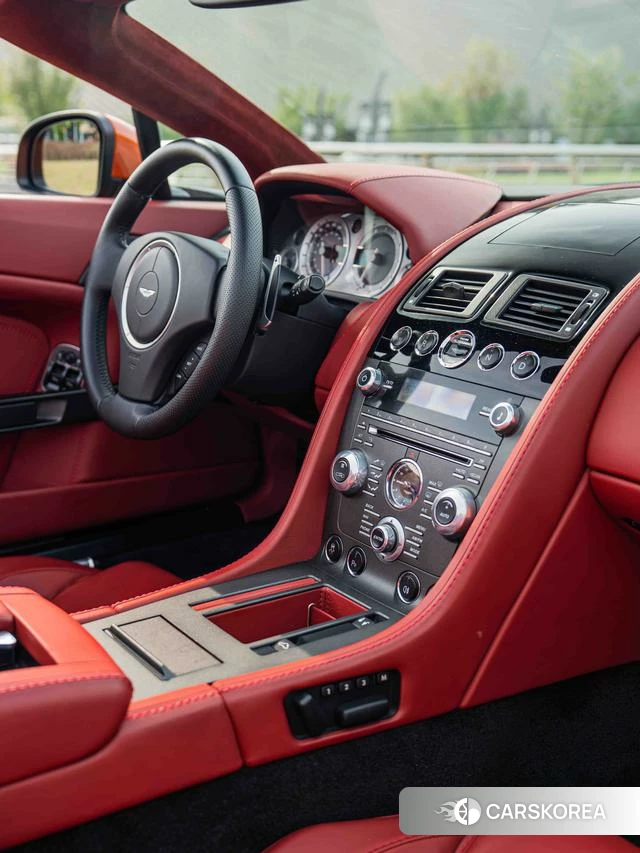 Aston Martin Vantage id 4211053 из Китая 21