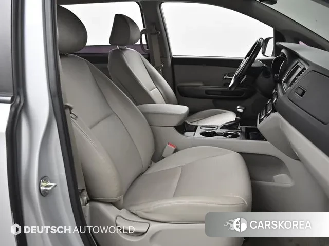 Kia The New Carnival id 3562767 из Кореи 20