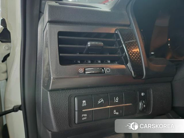 Ssangyong The New Rexton Sports Cannes id 4370345 из Кореи 18