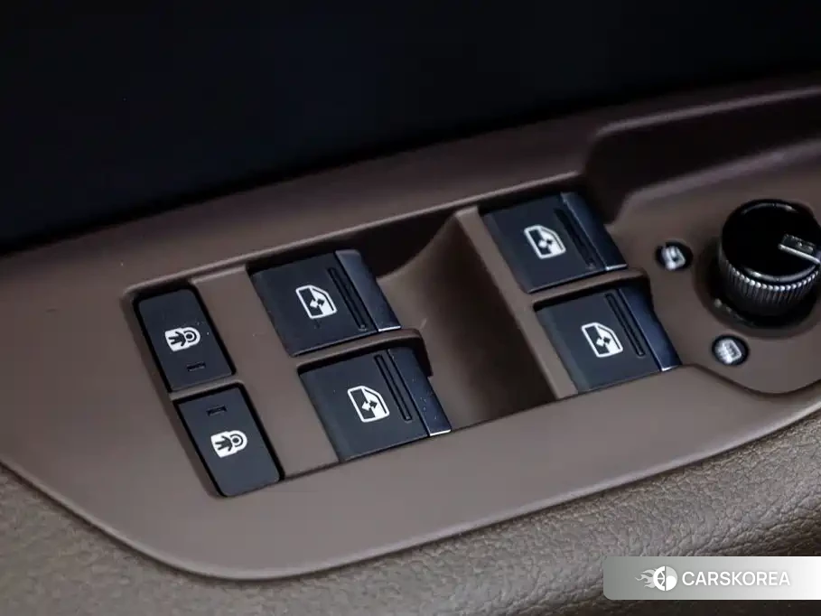 Audi A7L id 4649382 из Китая 35