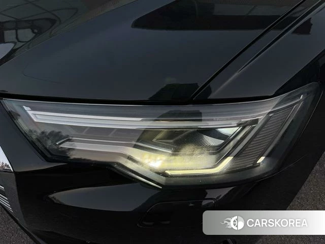 Audi A6L id 4271688 из Китая 30