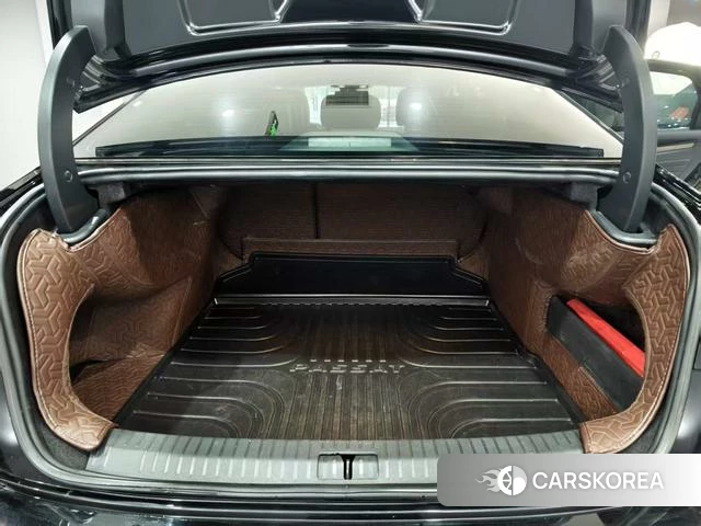 Volkswagen Passat id 4279061 из Китая 11