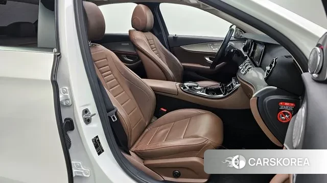 Mercedes-Benz E-Class W213 id 3617179 из Кореи 20