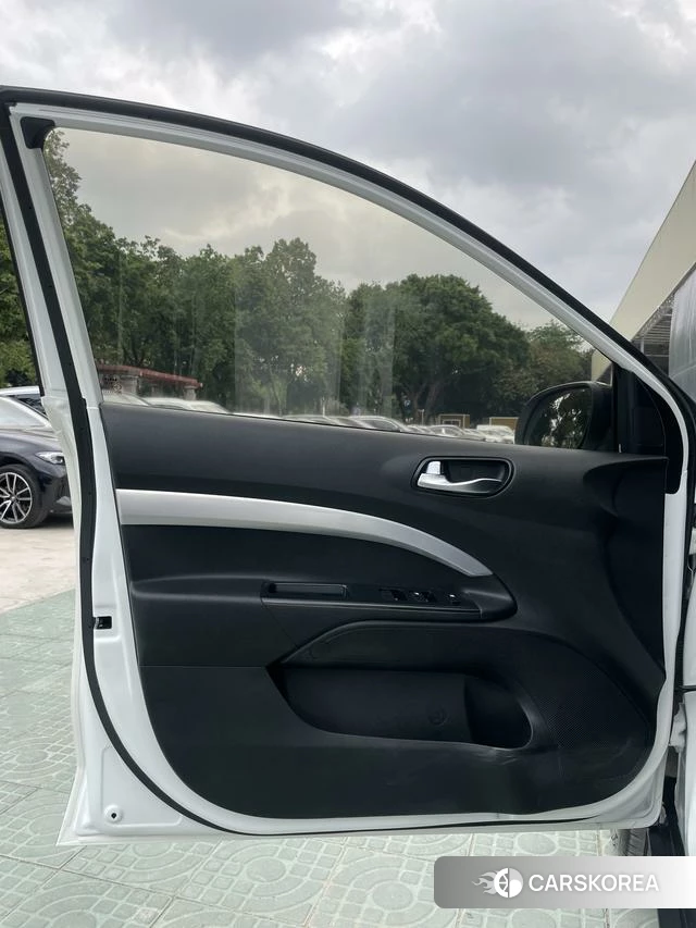 Kia Yi Ran id 4273939 из Китая 28