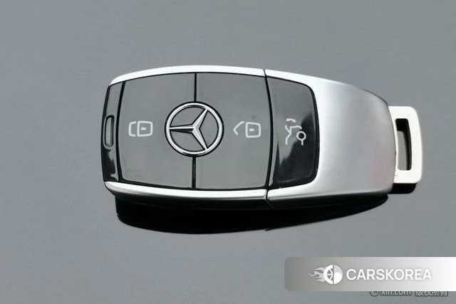 Mercedes-Benz E-class id 4264017 из Китая 24