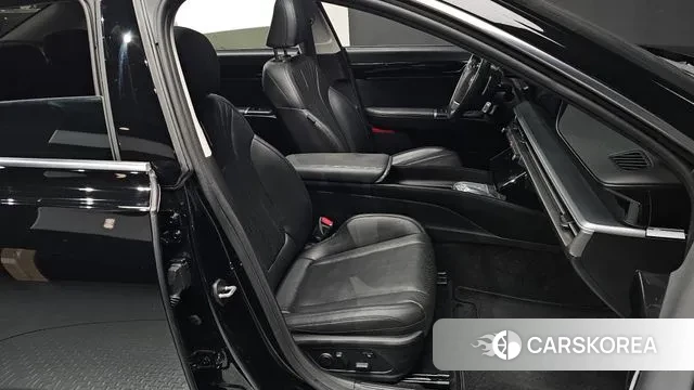 Hyundai Grandeur (GN7) id 3555371 из Кореи 20