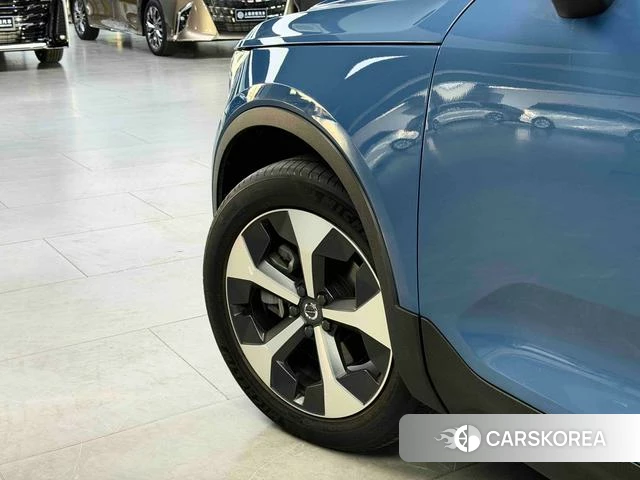 Volvo XC40 id 4238243 из Китая 20