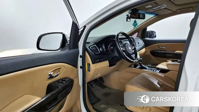 Kia All New Carnival id 3748702 из Кореи 20