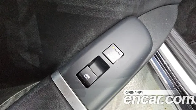 Hyundai Grandeur (GN7) id 2639406 из Кореи 20