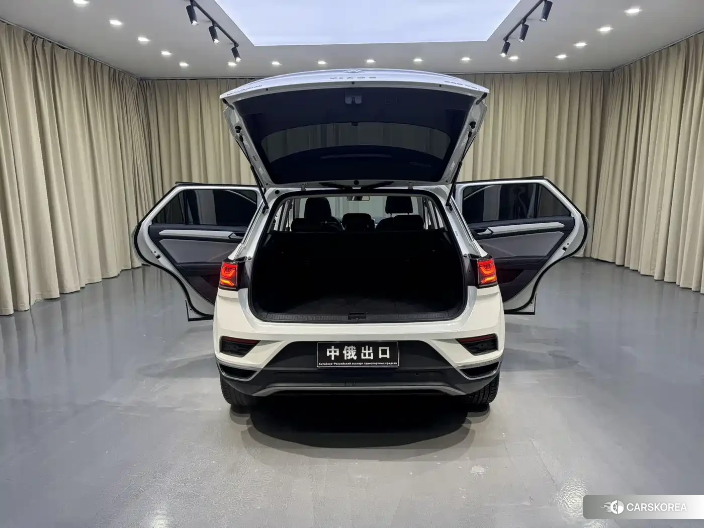 Volkswagen T-ROC exploring Songs id 4545732 из Китая 17