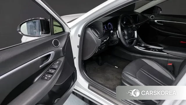 Hyundai Sonata (DN8) id 3686399 из Кореи 20