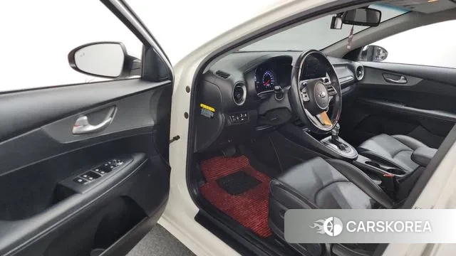 Kia Come New K3 id 3474860 из Кореи 20