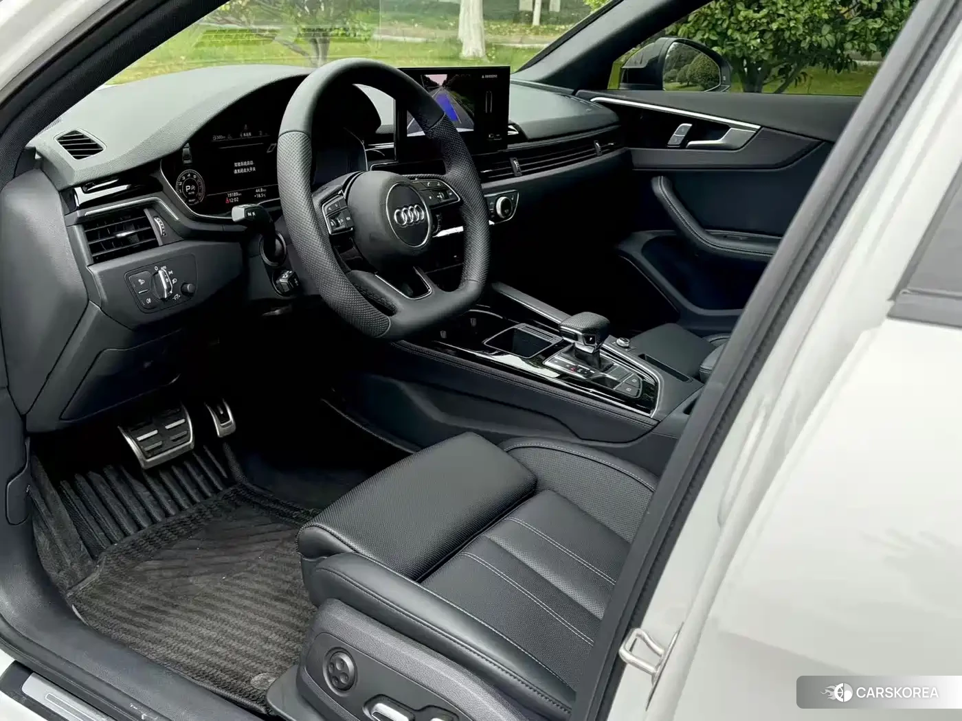 Audi A4L id 4679779 из Китая 11