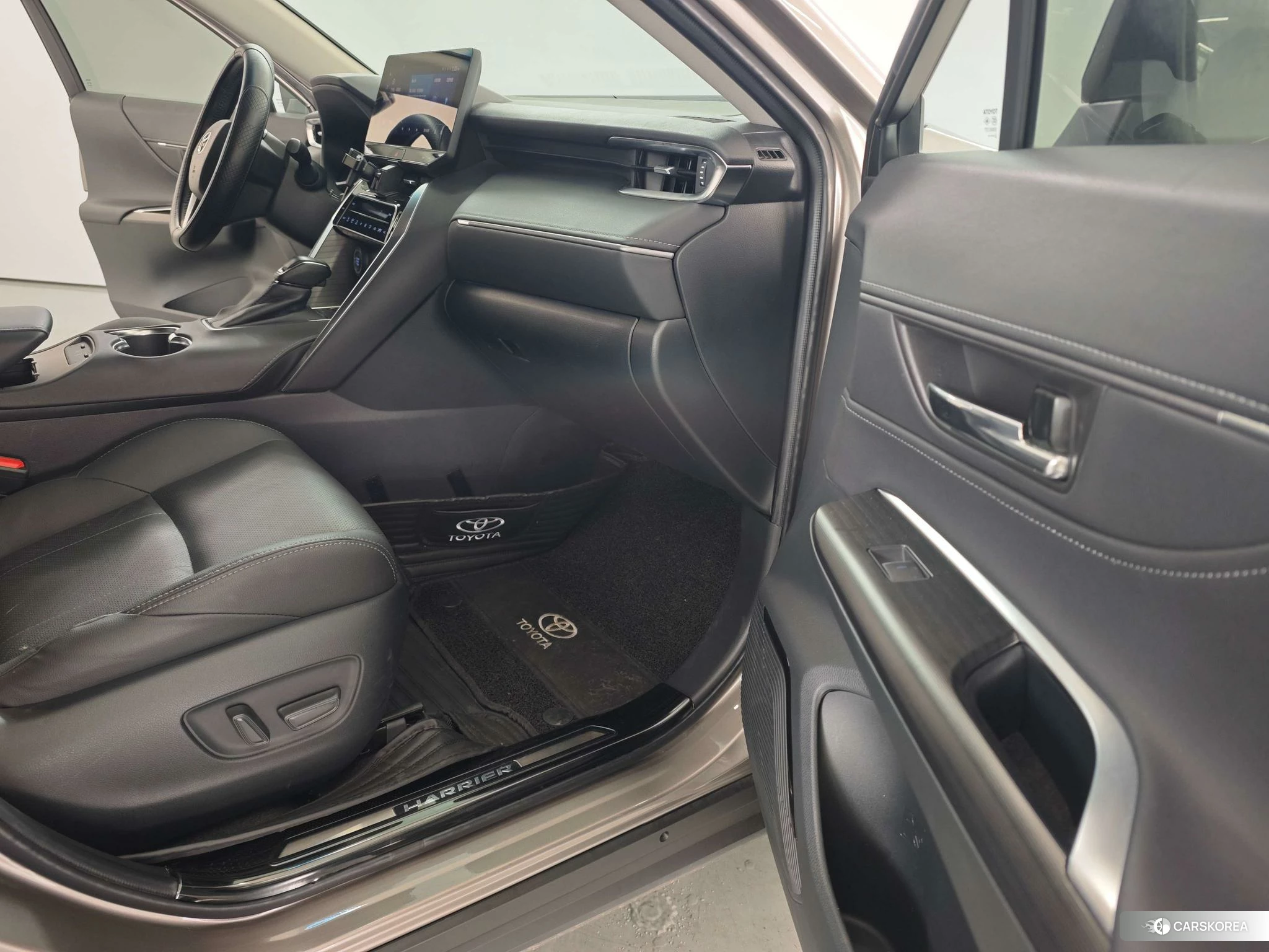 Toyota Ling Fang HARRIER id 4473378 из Китая 21