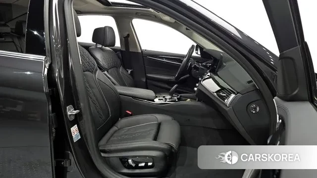 BMW 5 Series (G30) id 3407681 из Кореи 20