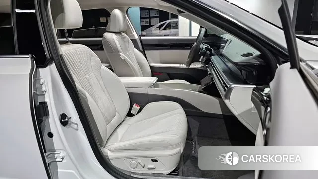 Hyundai Grandeur Hybrid (GN7) id 3195951 из Кореи 20