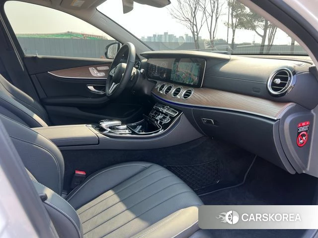 Mercedes-Benz E-Class W213 id 3795739 из Кореи 18