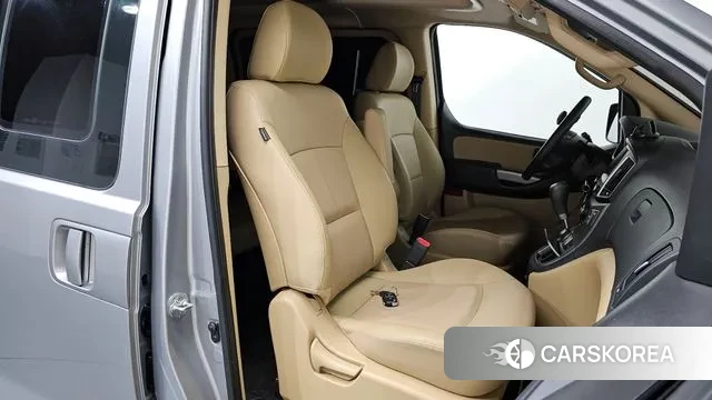 Hyundai The New Grand Starex id 3563068 из Кореи 20