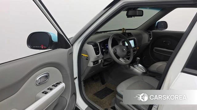 Kia Soul EV id 4390627 из Кореи 20