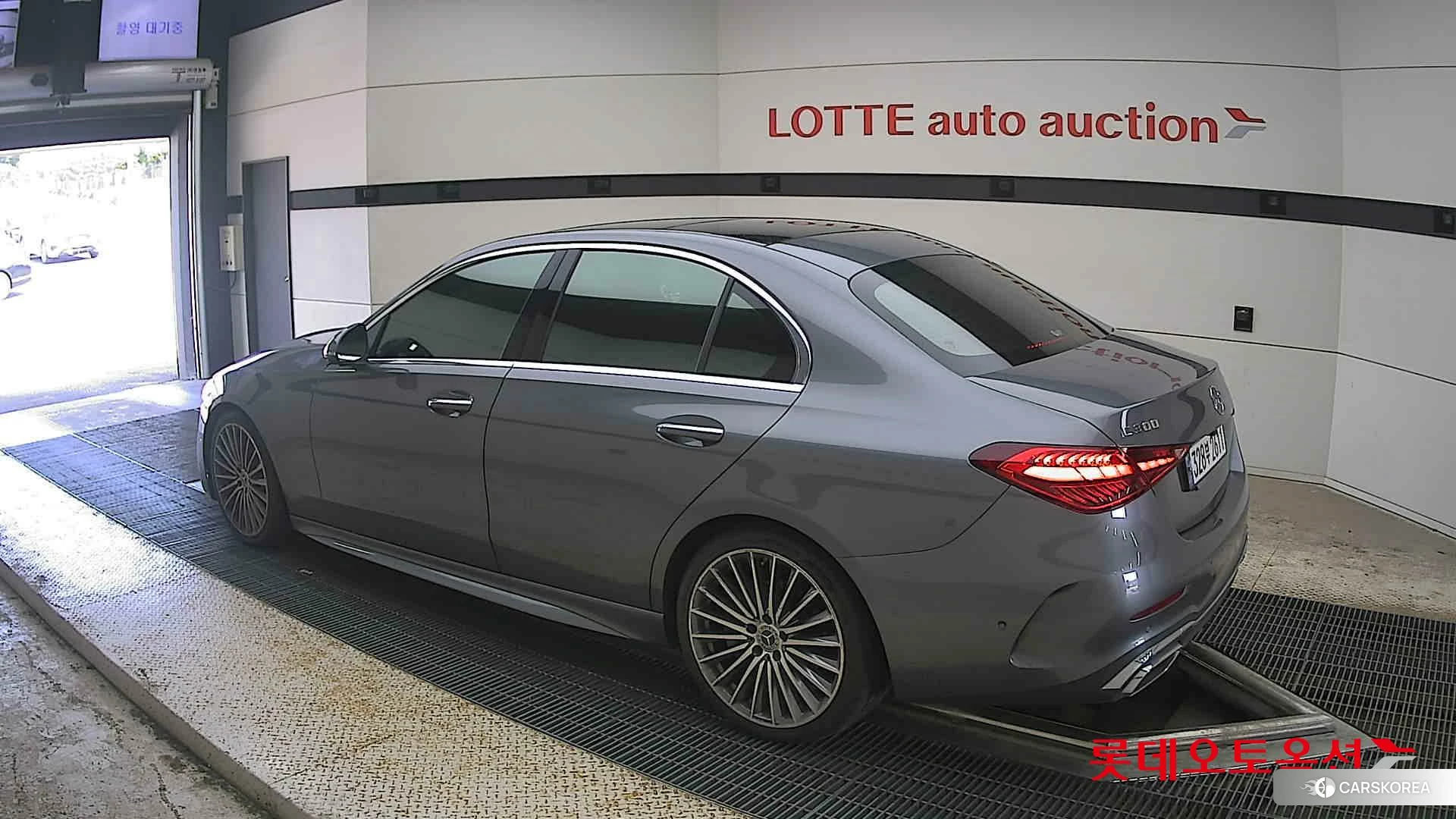 Mercedes-Benz Mercedes-Benz C300 4MATIC id 4498464 из Кореи 37