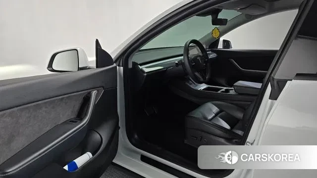 Tesla Model Y id 3676201 из Кореи 20