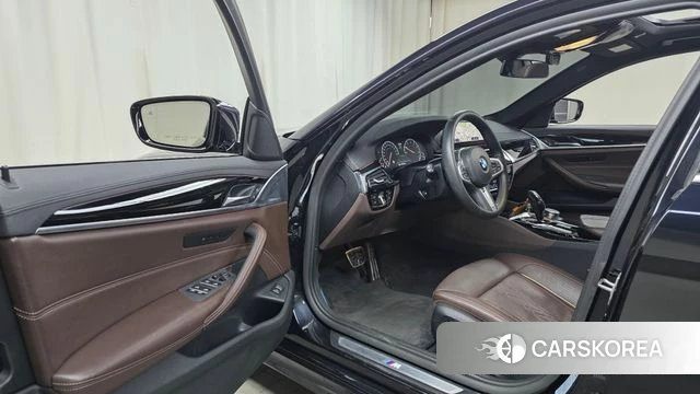 BMW 5 Series (G30) id 4325558 из Кореи 31