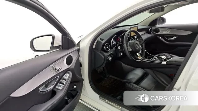 Mercedes-Benz C-Class W205 id 3754651 из Кореи 20