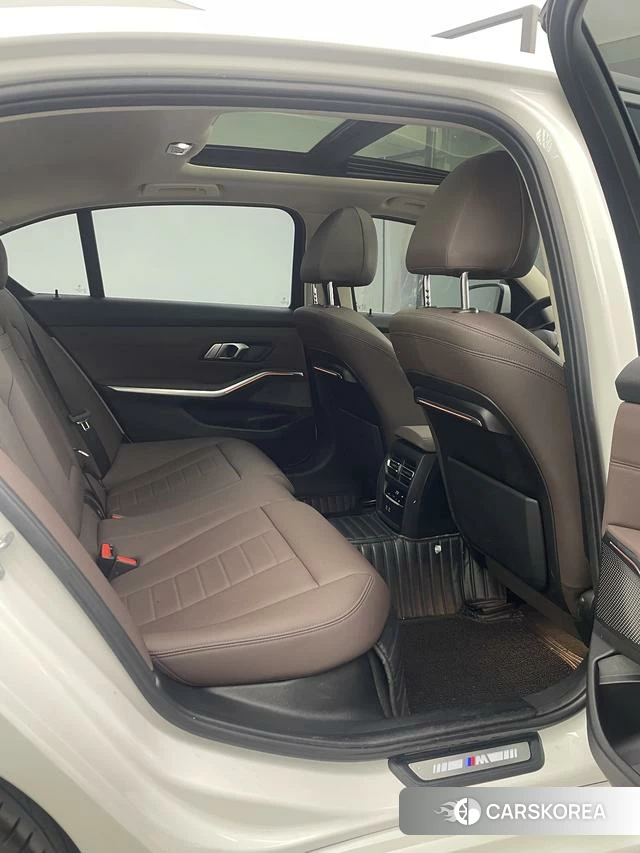 BMW 3 series id 4264939 из Китая 31